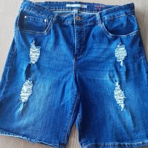 Women's size 16 longer length Jean shorts